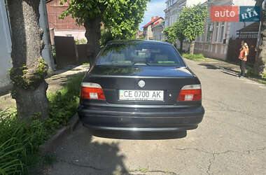 Седан BMW 5 Series 2000 в 