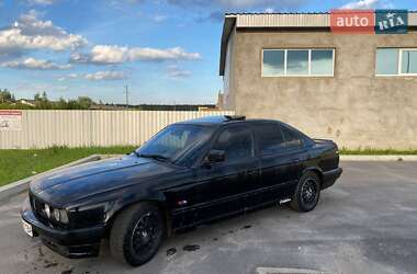 Седан BMW 5 Series 1990 в Славуті