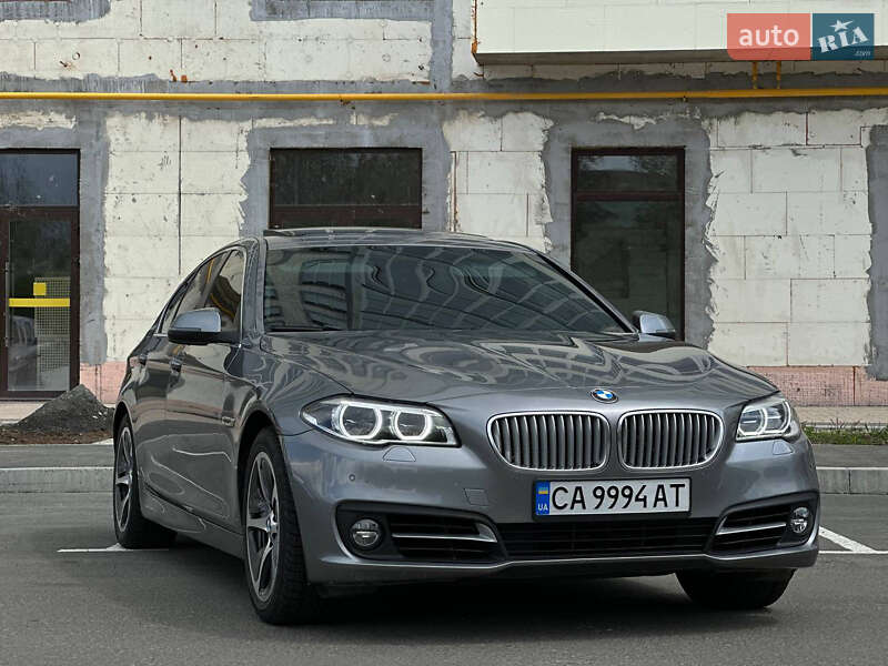 Седан BMW 5 Series 2015 в Умани