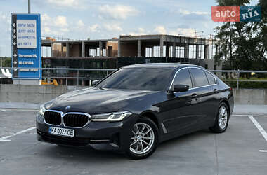Седан BMW 5 Series 2022 в Киеве