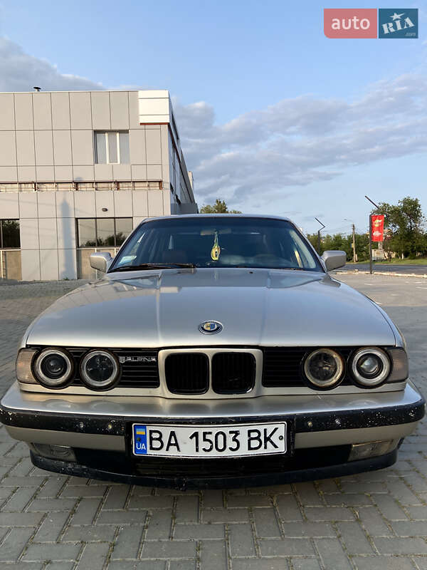 Седан BMW 5 Series 1990 в 