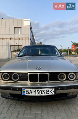 Седан BMW 5 Series 1990 в 