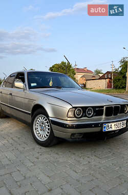 Седан BMW 5 Series 1990 в Миколаєві
