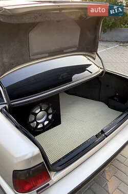 Седан BMW 5 Series 1990 в 