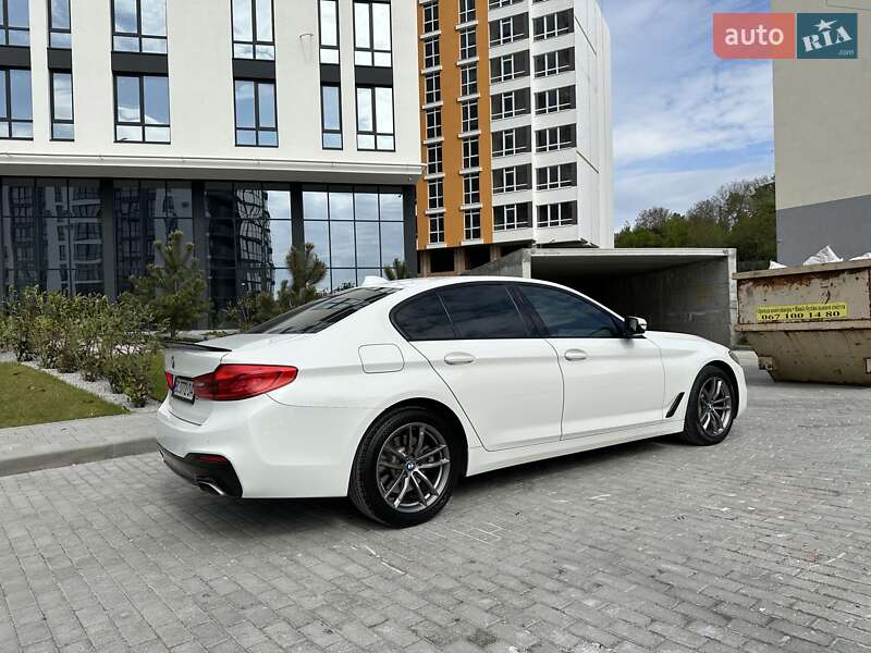Седан BMW 5 Series 2019 в Львове