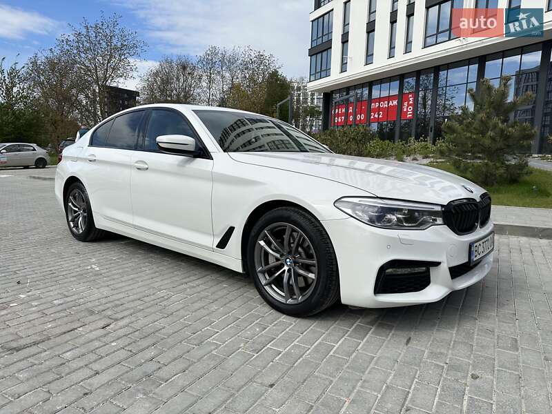 Седан BMW 5 Series 2019 в Львове