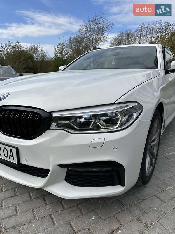 Седан BMW 5 Series 2019 в Львове
