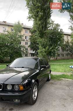 Седан BMW 5 Series 1992 в Киеве