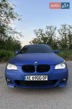 Седан BMW 5 Series 2004 в Днепре