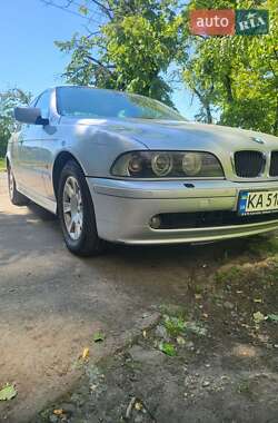Седан BMW 5 Series 2001 в Буче