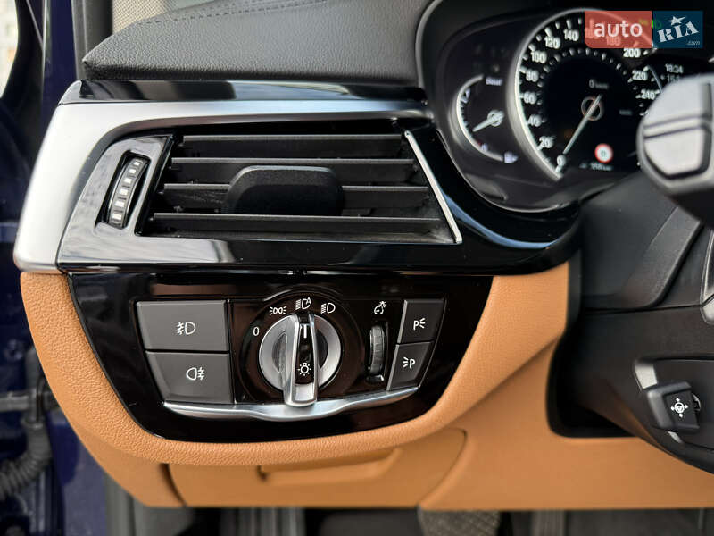 Седан BMW 5 Series 2018 в Києві