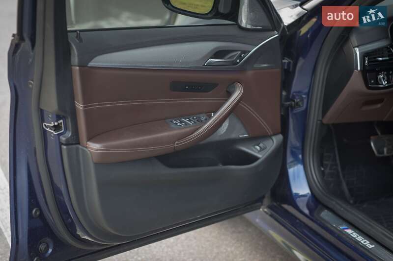 Седан BMW 5 Series 2018 в Киеве