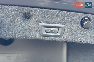Седан BMW 5 Series 2010 в 