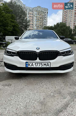 Седан BMW 5 Series 2017 в 