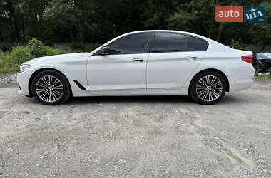 Седан BMW 5 Series 2017 в 