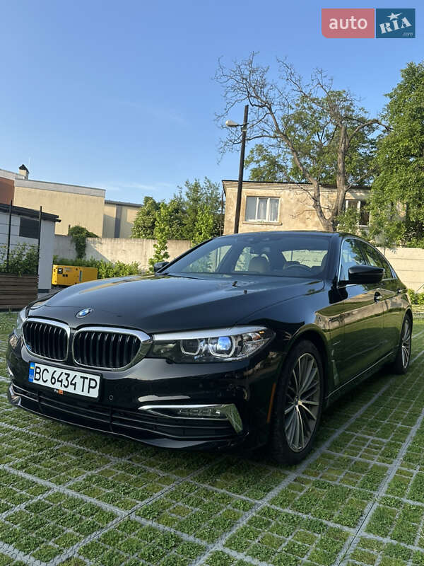 Седан BMW 5 Series 2018 в Львове