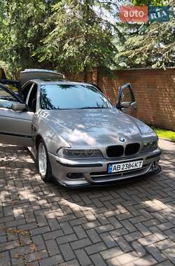 Седан BMW 5 Series 1996 в Одессе