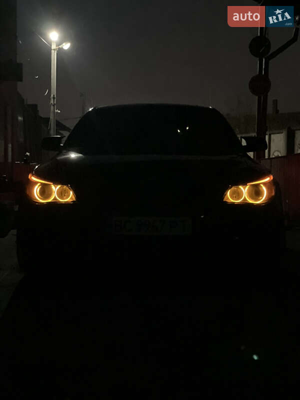 Седан BMW 5 Series 2006 в Львове