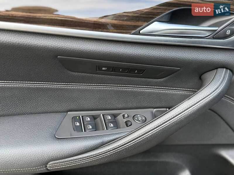 Седан BMW 5 Series 2019 в Одессе