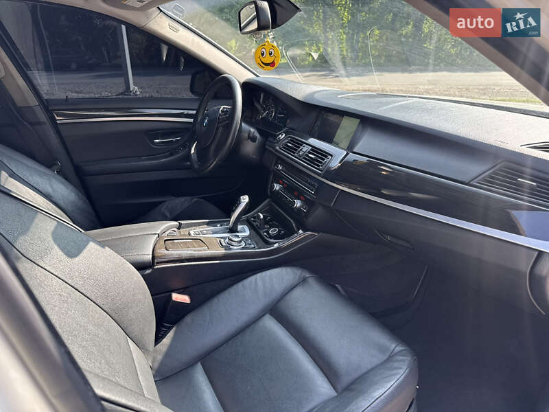 Седан BMW 5 Series 2013 в Лубнах фото 63 Седан BMW 5 Series 2013 в Лубнах