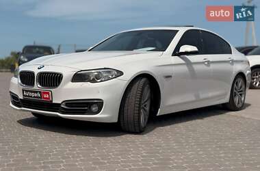 Седан BMW 5 Series 2016 в Львові