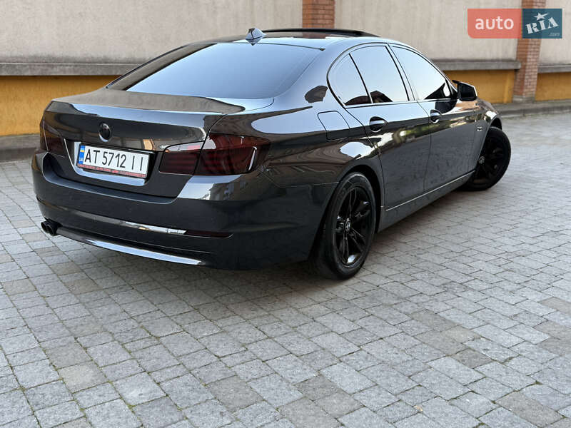 Седан BMW 5 Series 2011 в Коломые