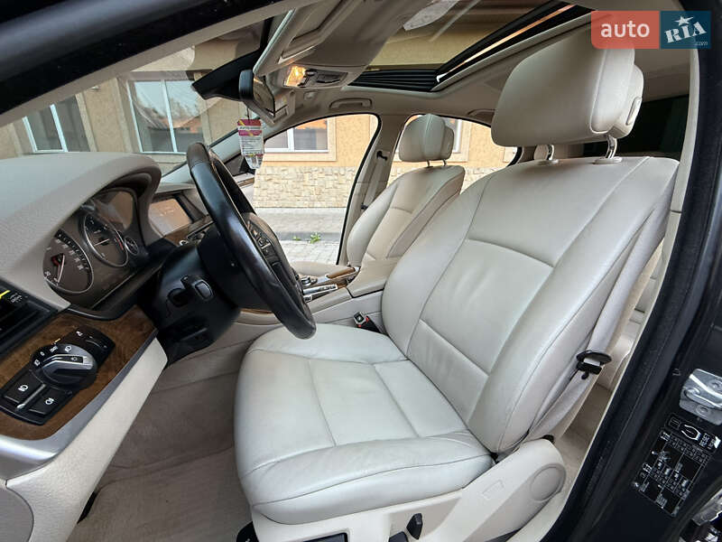 Седан BMW 5 Series 2011 в Коломые