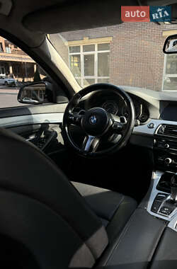 Седан BMW 5 Series 2012 в 