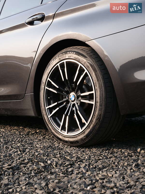 Седан BMW 5 Series 2018 в Луцке