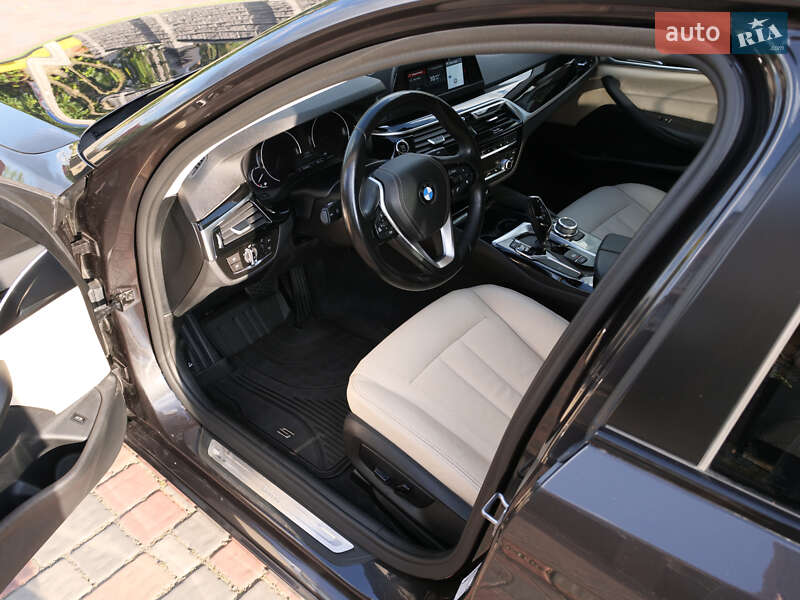 Седан BMW 5 Series 2018 в Луцке