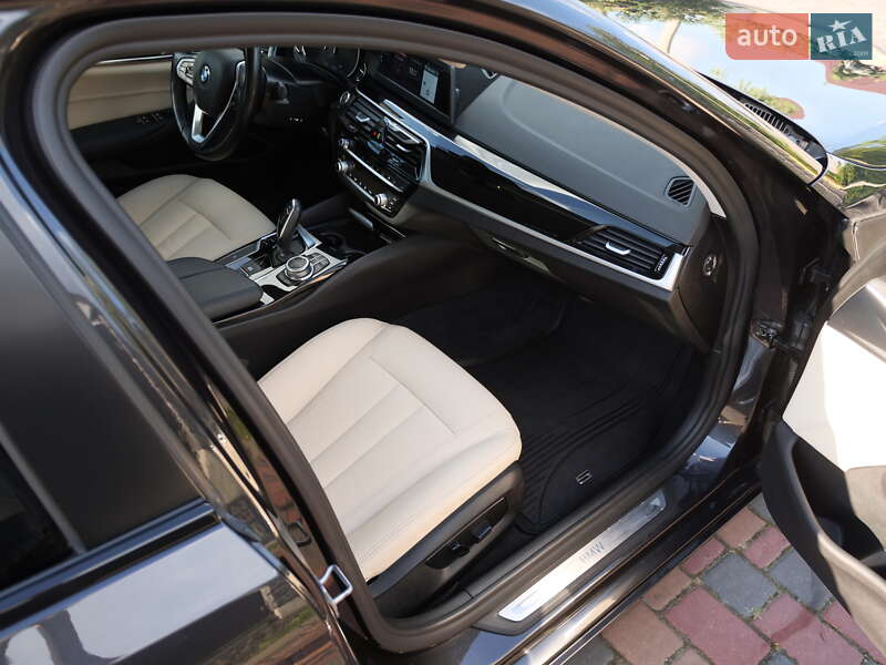 Седан BMW 5 Series 2018 в Луцке