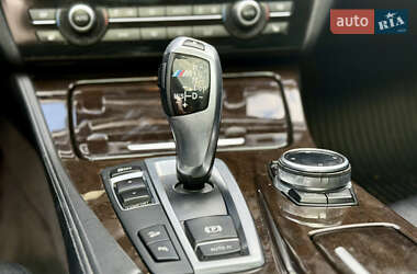 Седан BMW 5 Series 2013 в 