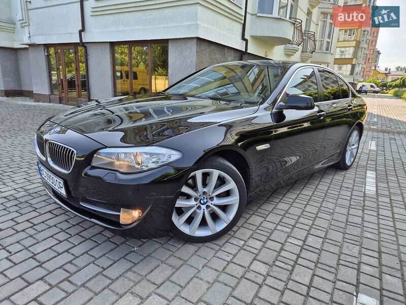 Седан BMW 5 Series 2013 в Ивано-Франковске