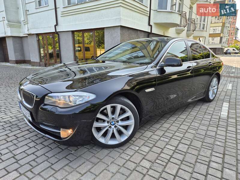 Седан BMW 5 Series 2013 в Ивано-Франковске