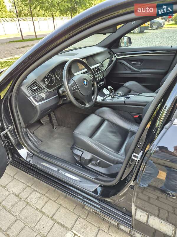 Седан BMW 5 Series 2013 в Ивано-Франковске