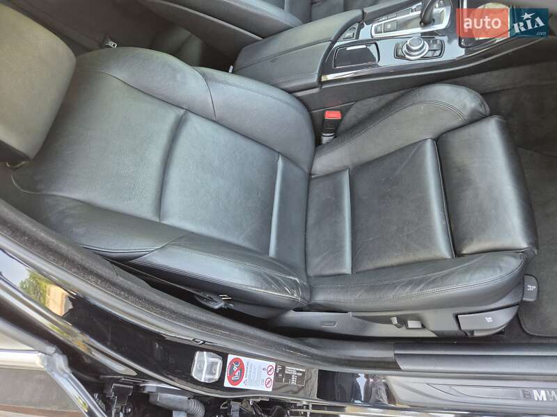 Седан BMW 5 Series 2013 в Ивано-Франковске