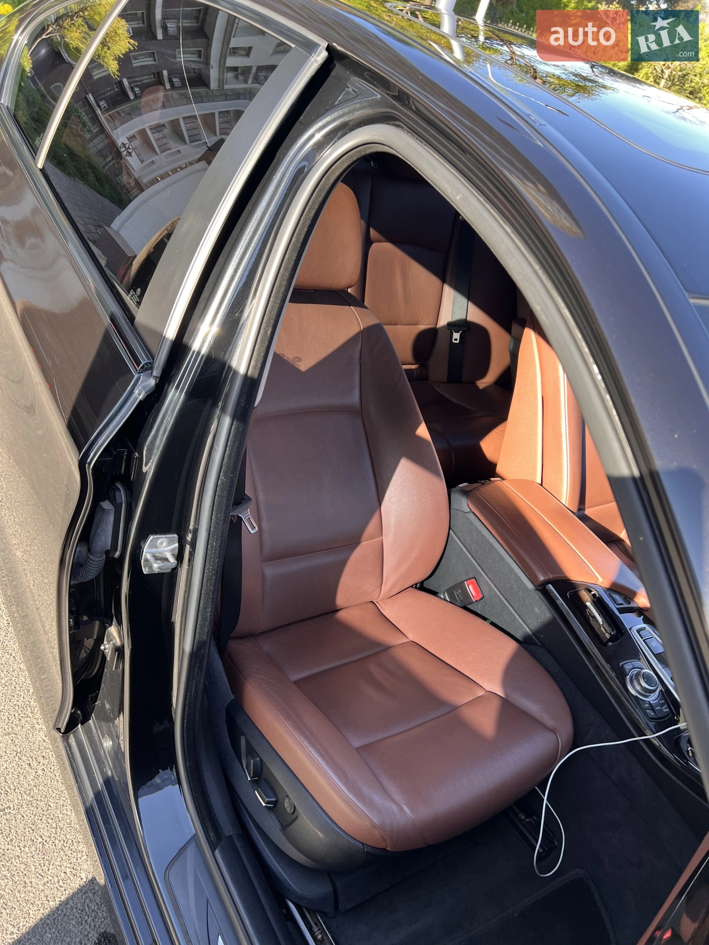 2012 BMW 5er - мініатюра 3