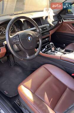 Седан BMW 5 Series 2012 в 
