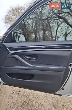 Седан BMW 5 Series 2011 в 