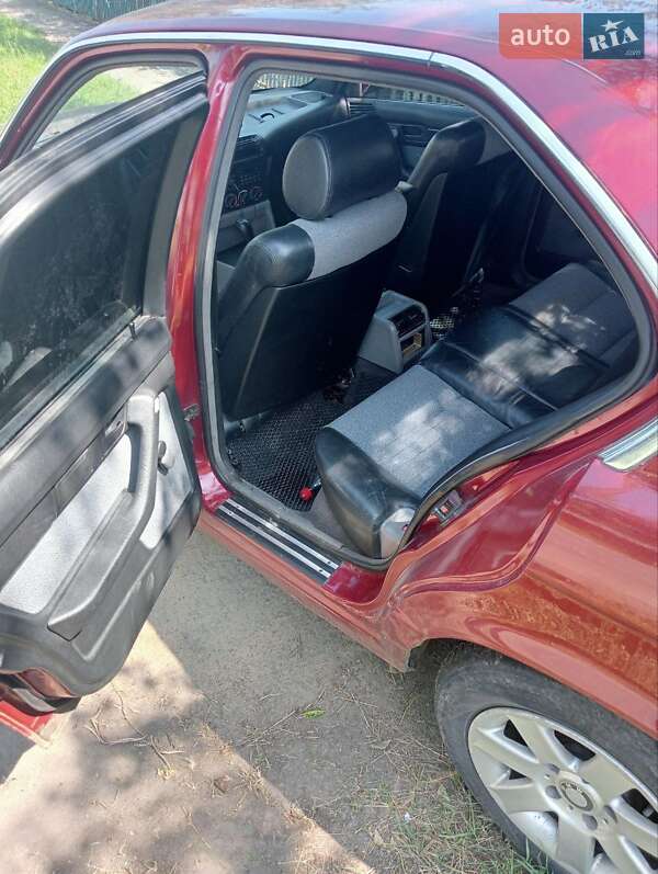 Седан BMW 5 Series 1990 в Шполе