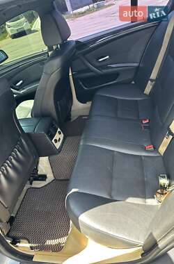 Седан BMW 5 Series 2007 в 