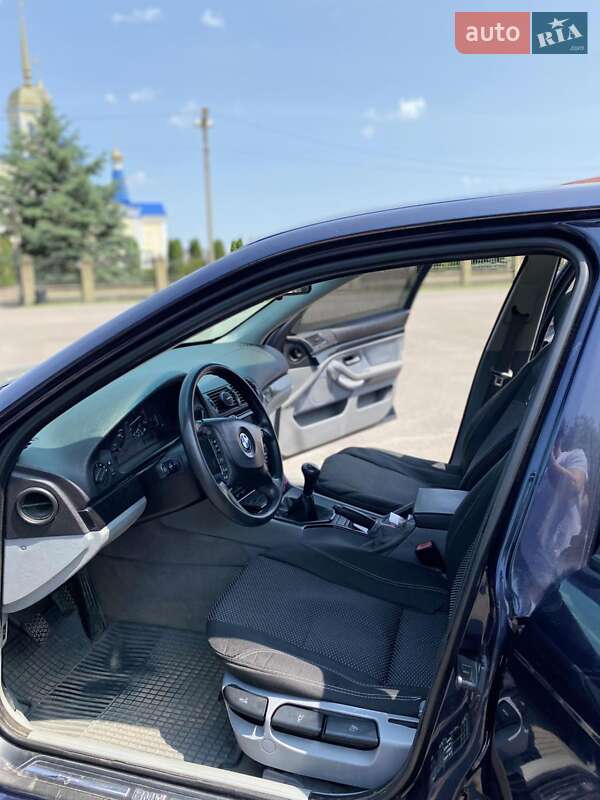 Универсал BMW 5 Series 2003 в Костополе
