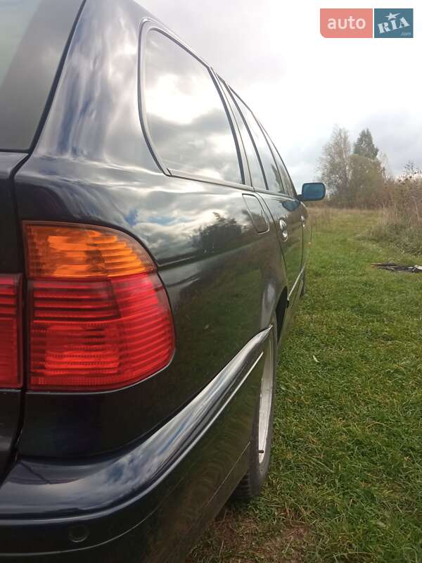 Универсал BMW 5 Series 2003 в Костополе