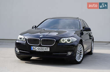 Седан BMW 5 Series 2011 в 