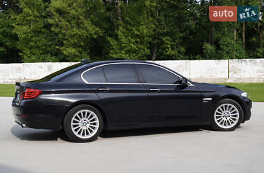 Седан BMW 5 Series 2011 в 