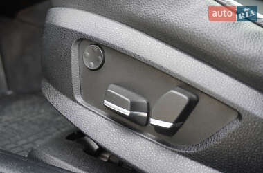 Седан BMW 5 Series 2011 в 