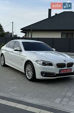 Седан BMW 5 Series 2015 в Днепре