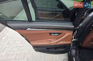 Седан BMW 5 Series 2011 в 