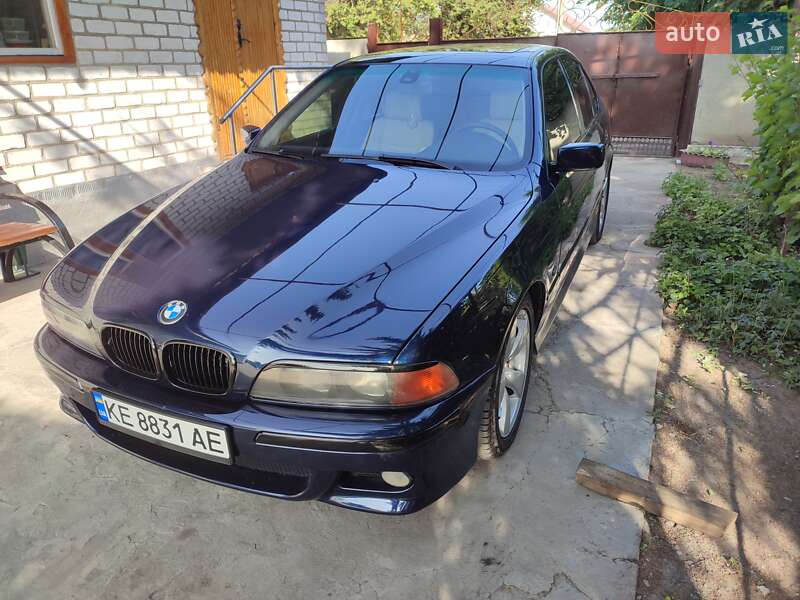 Седан BMW 5 Series 1998 в Новомосковську