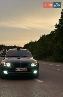Седан BMW 5 Series 2009 в 